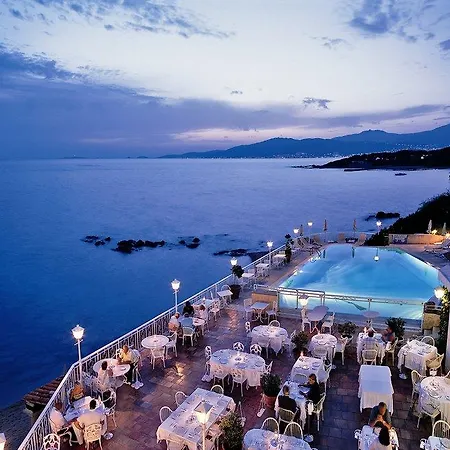Le Maquis Hotel 5*
