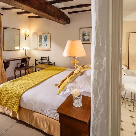 Le Maquis Hotel 5*